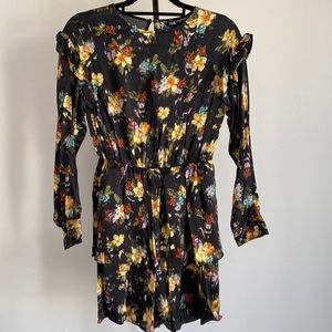 NWT ZARA BLACK PRINT RUFFLED DRESS